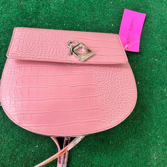 PURSE - Picture 1 of 7